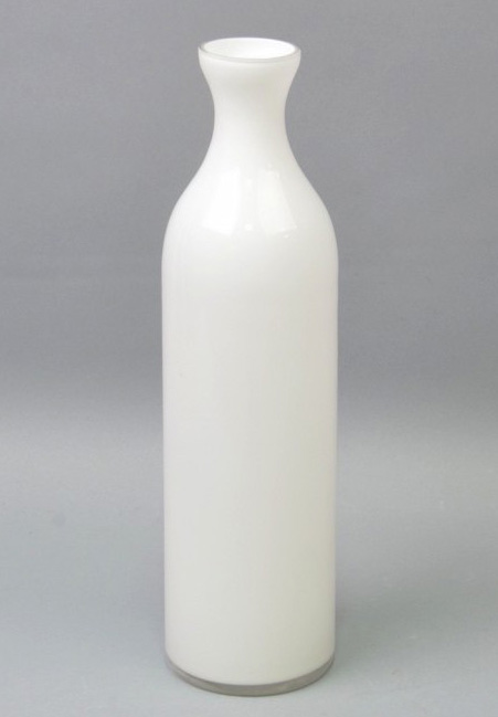 Ваза скляна Monophonic Classic bottle 35см Біла