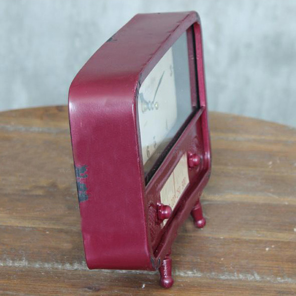 Часы настольные "Red radio" 20x26x5см