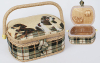 Шкатулка для рукоділля "Майстриня Tapestry Puppies", 23x19x10см