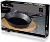 Сковорода чавунна Bergner MasterPro Cook And Share 15.8х25.4х3.2см на дерев'яній підставці