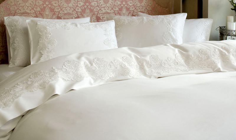 Комплект постільної білизни Pepper Home Eliza Cream (євро) сатин з вишивкою та гіпюром